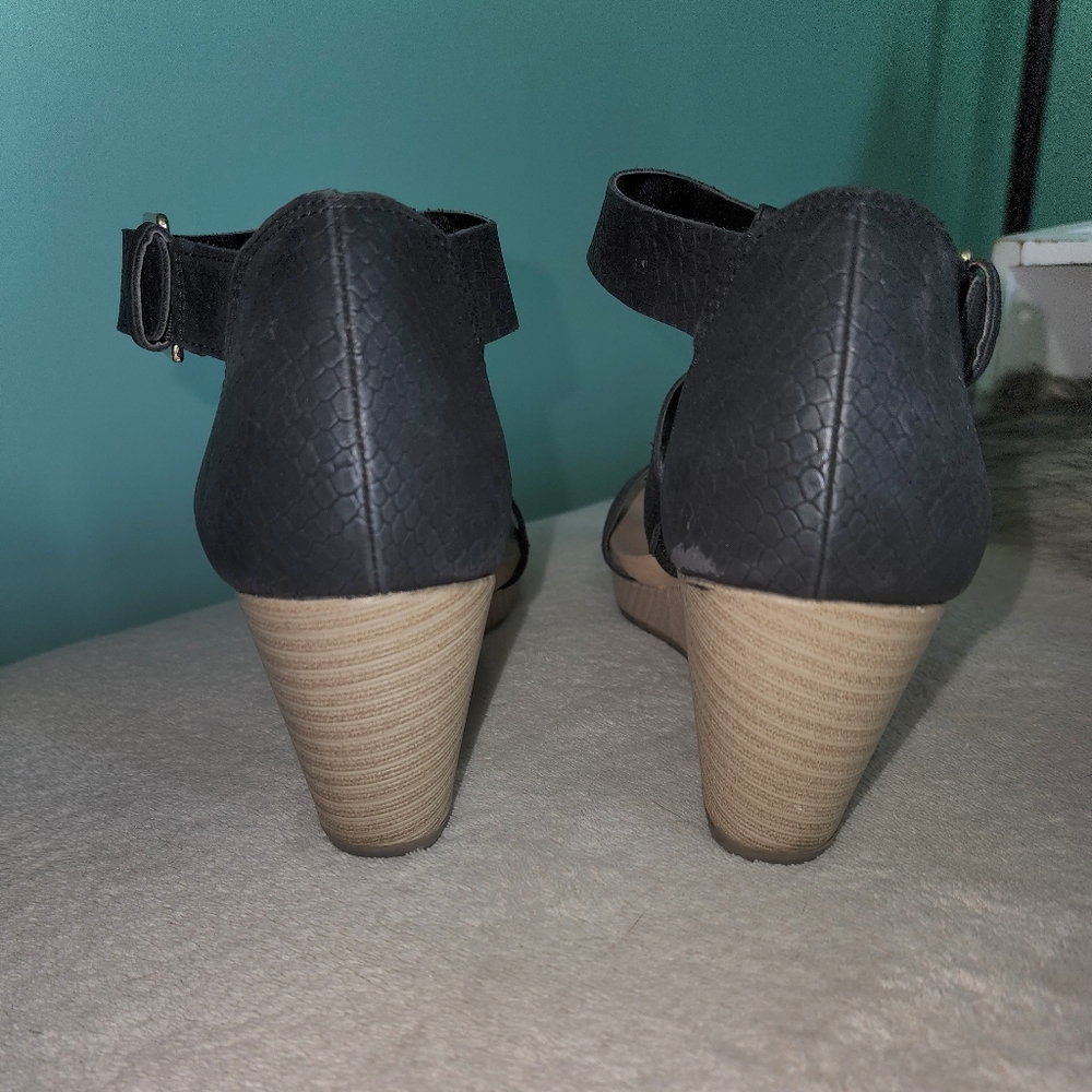 Dr. Scholls Black wedge sandals - Picture 6 of 7